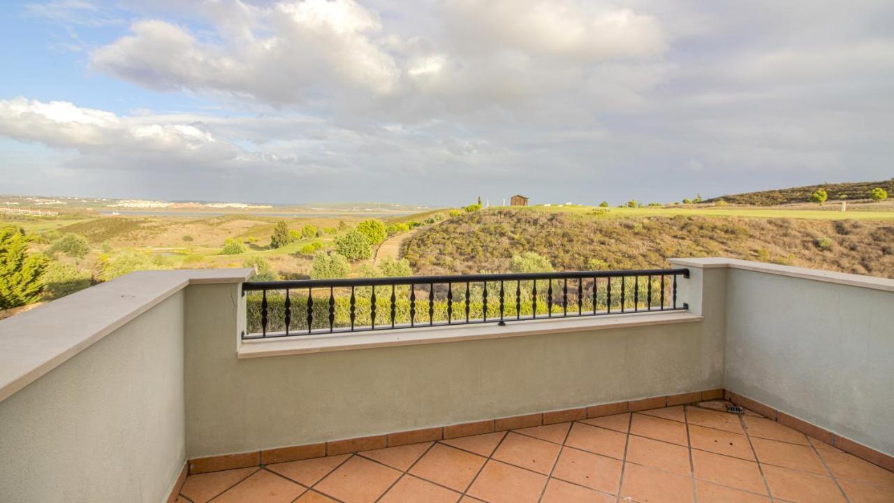 Villas @ Quinta Do Vale Golfe คาสโตรมาริม ภายนอก รูปภาพ